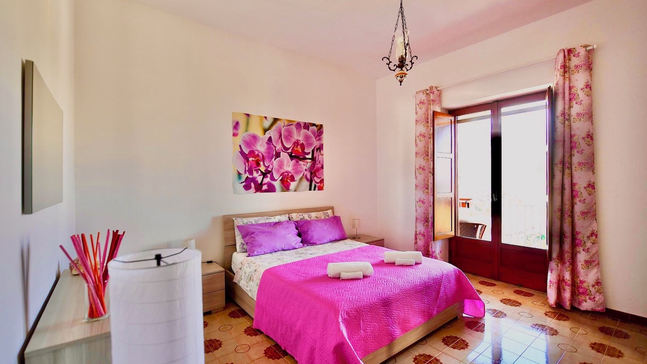 Photo of Bedroom in Pogerola