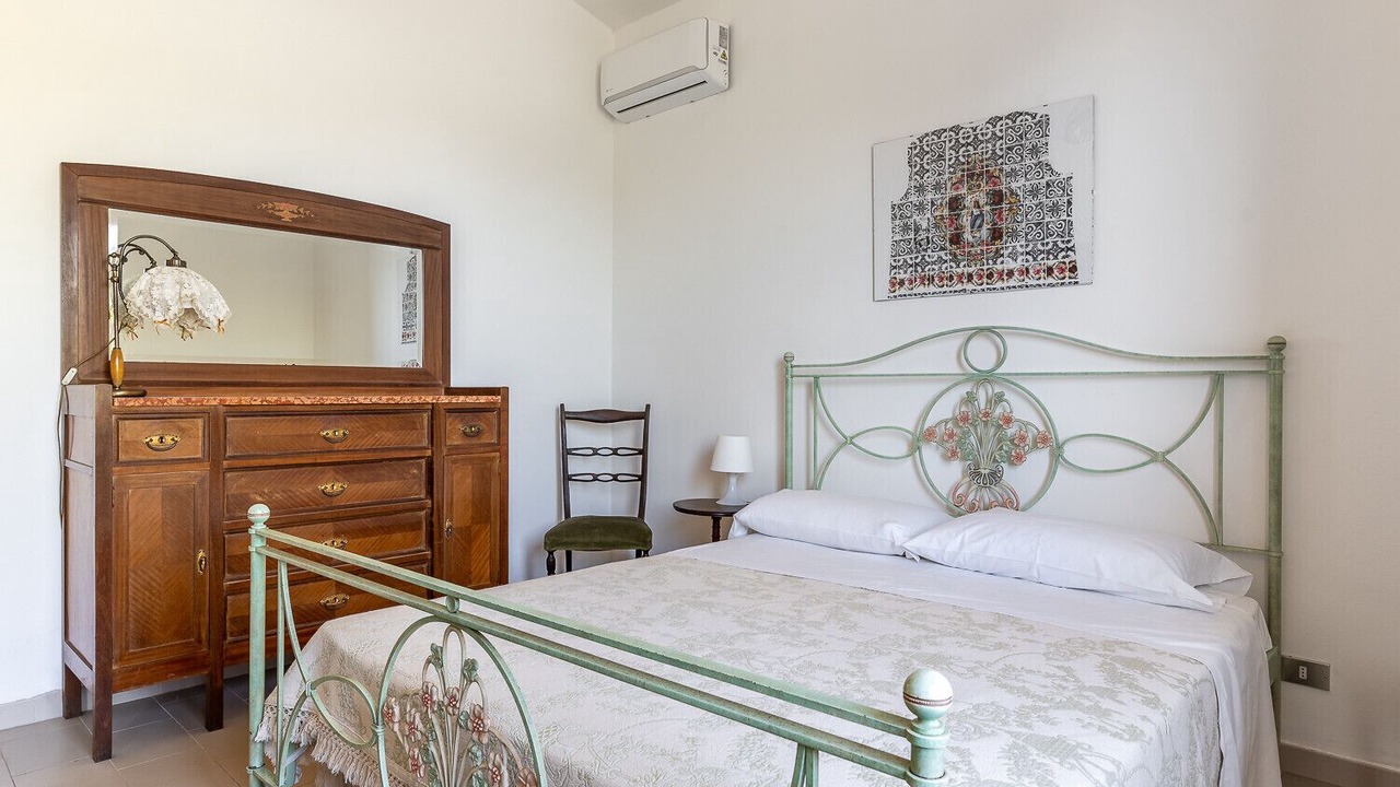 Photo of Bedroom in Syracuse