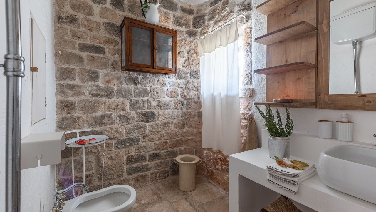 Photo of Bathroom in Noci