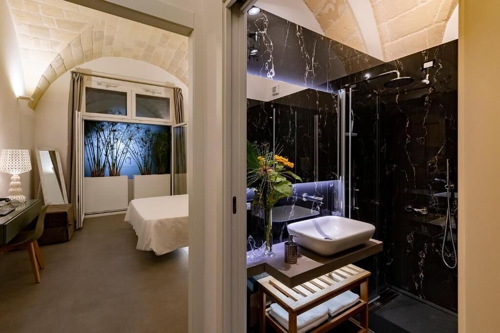 Photo of Bathroom in Trapani City Centre