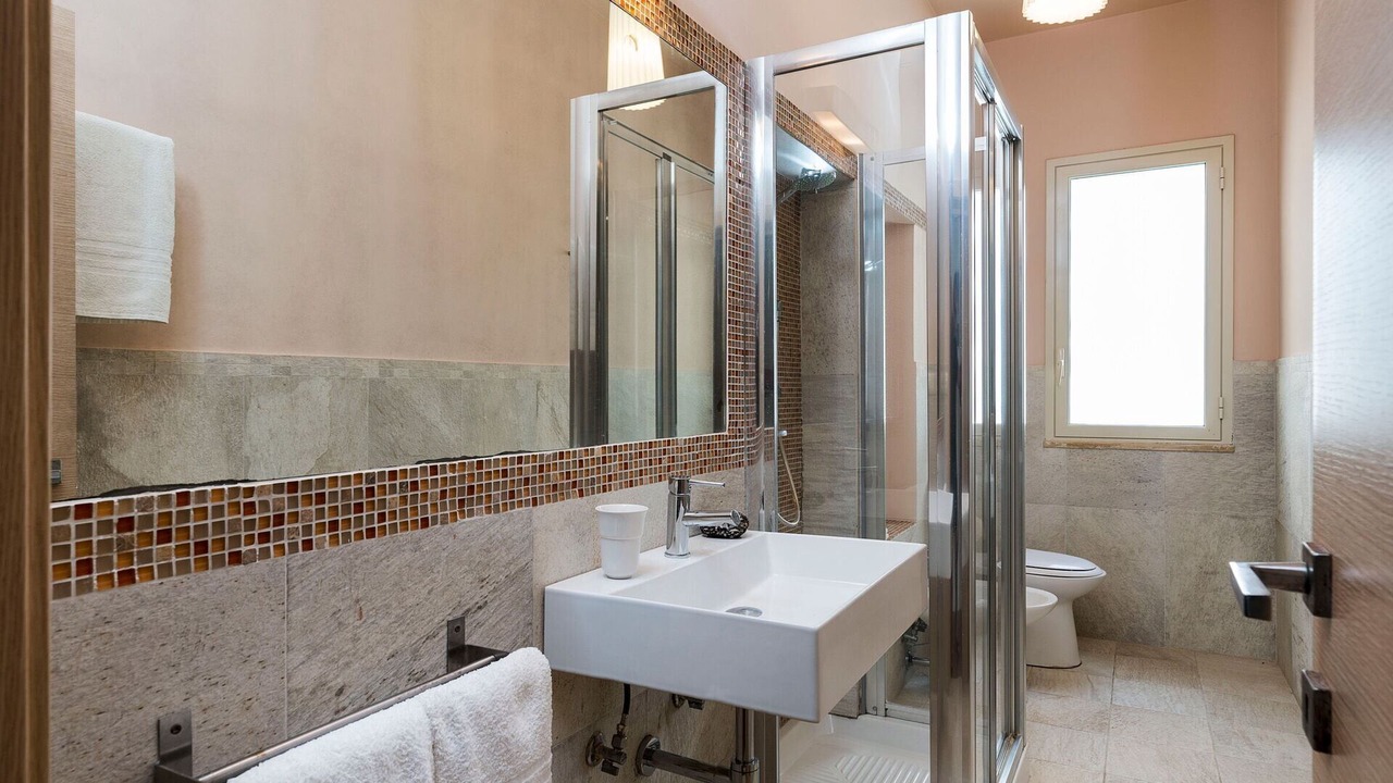 Photo of Bathroom in Noto
