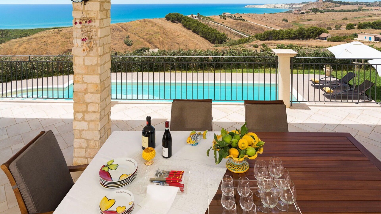 Photo of Patio Balcony in Montallegro