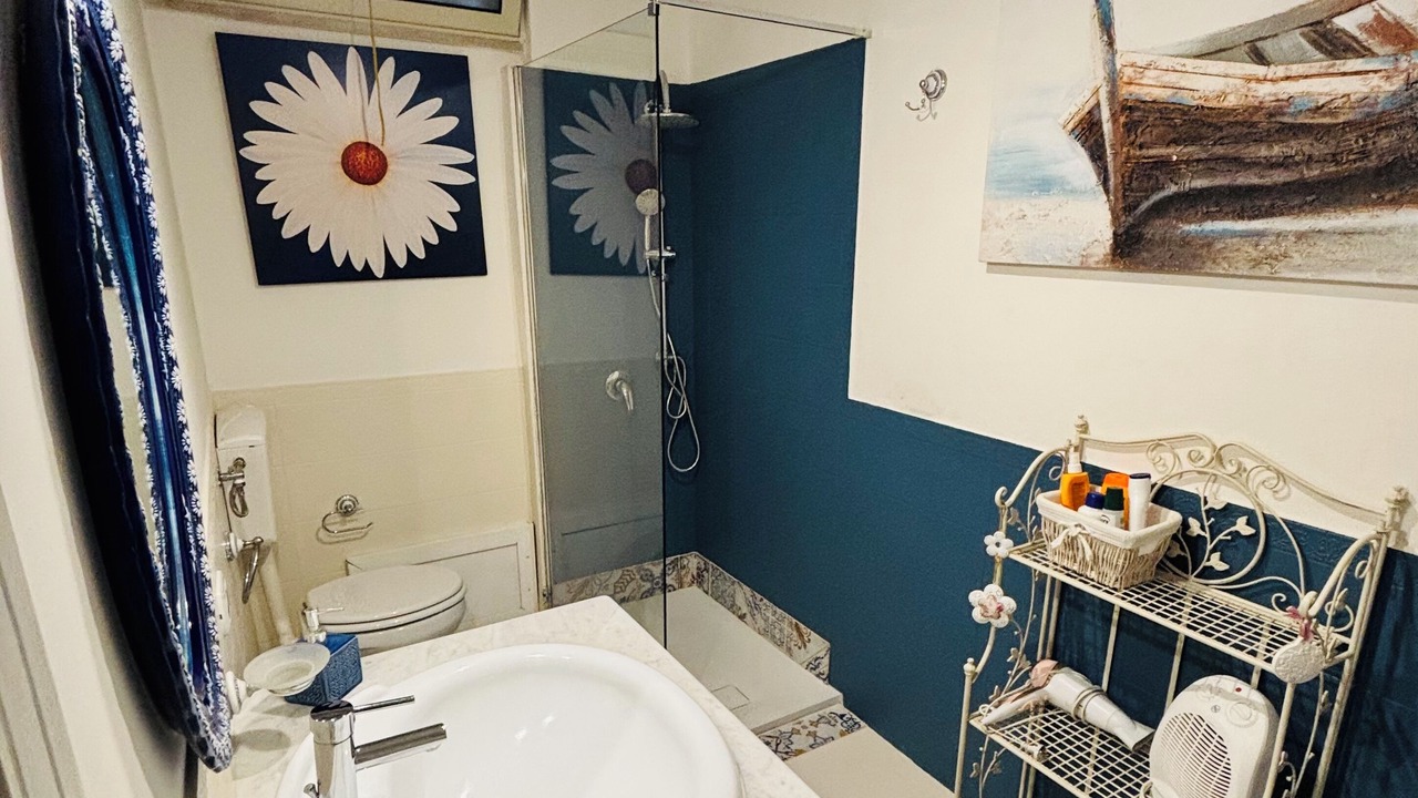 Photo of Bathroom in Addaura