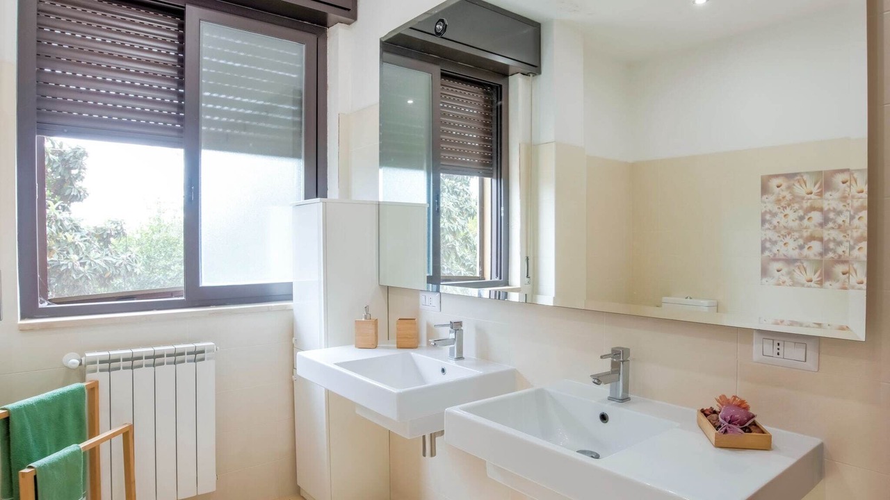 Photo of Bathroom in Solarino