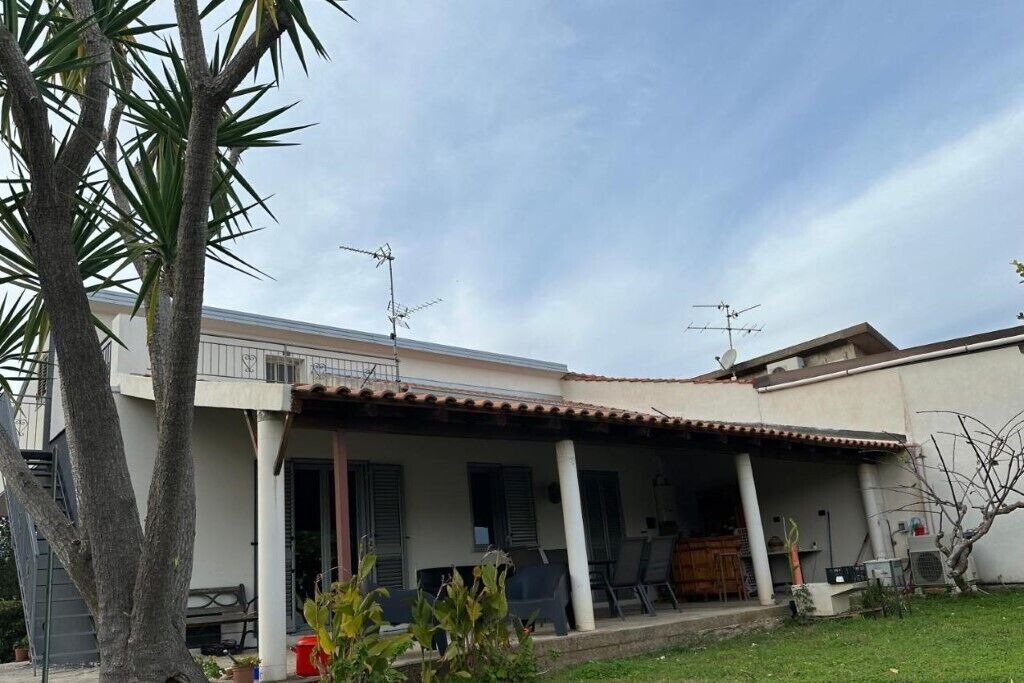Photo of Outdoor in Naso