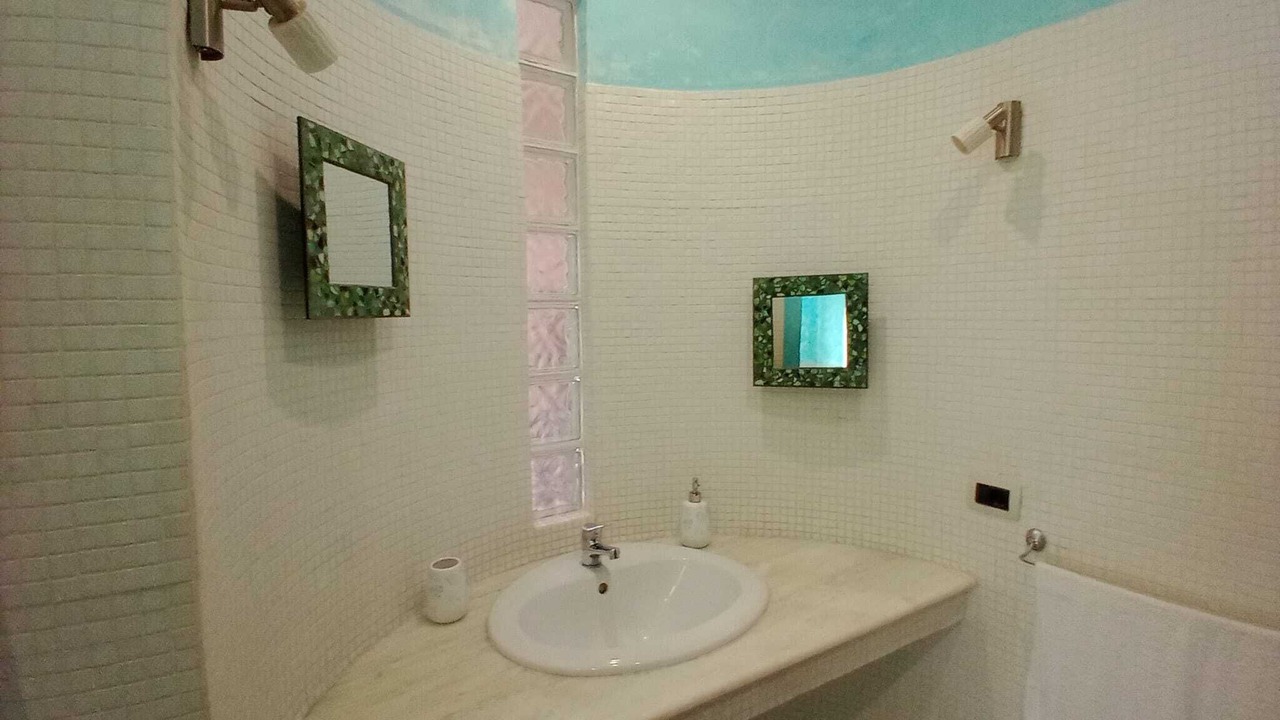 Photo of Bathroom in Arenella