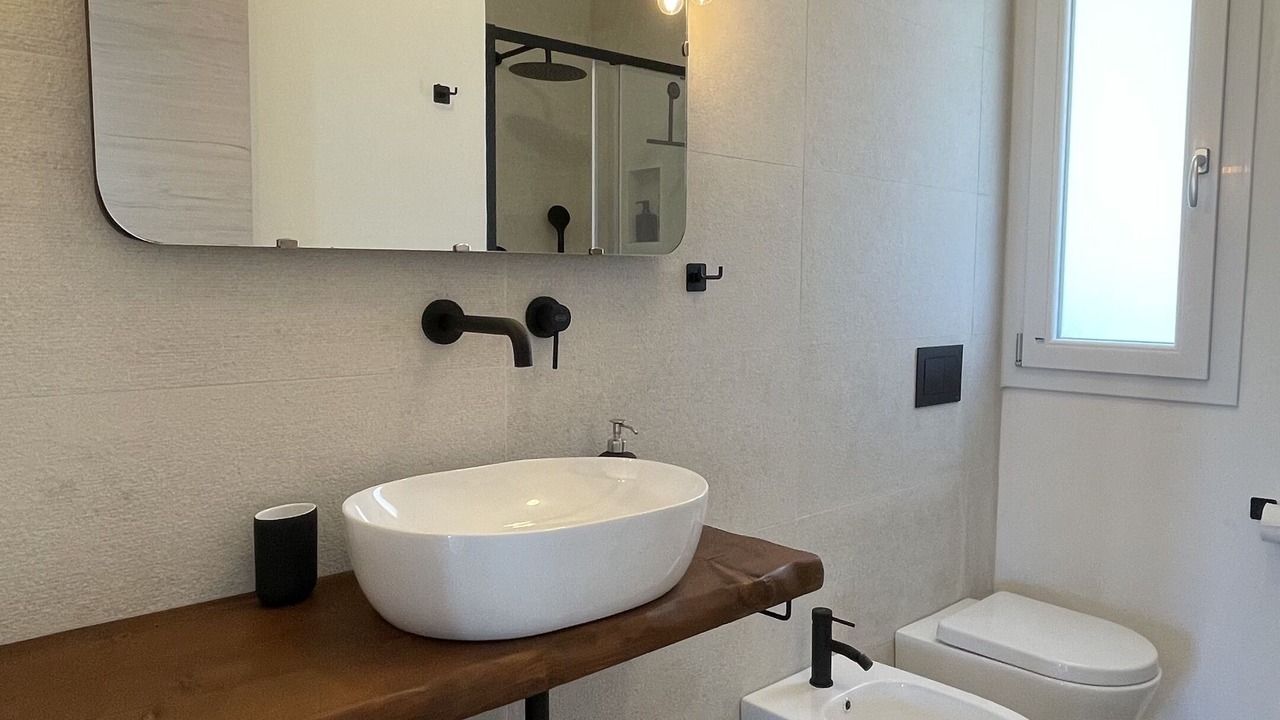 Photo of Bathroom in Ognina