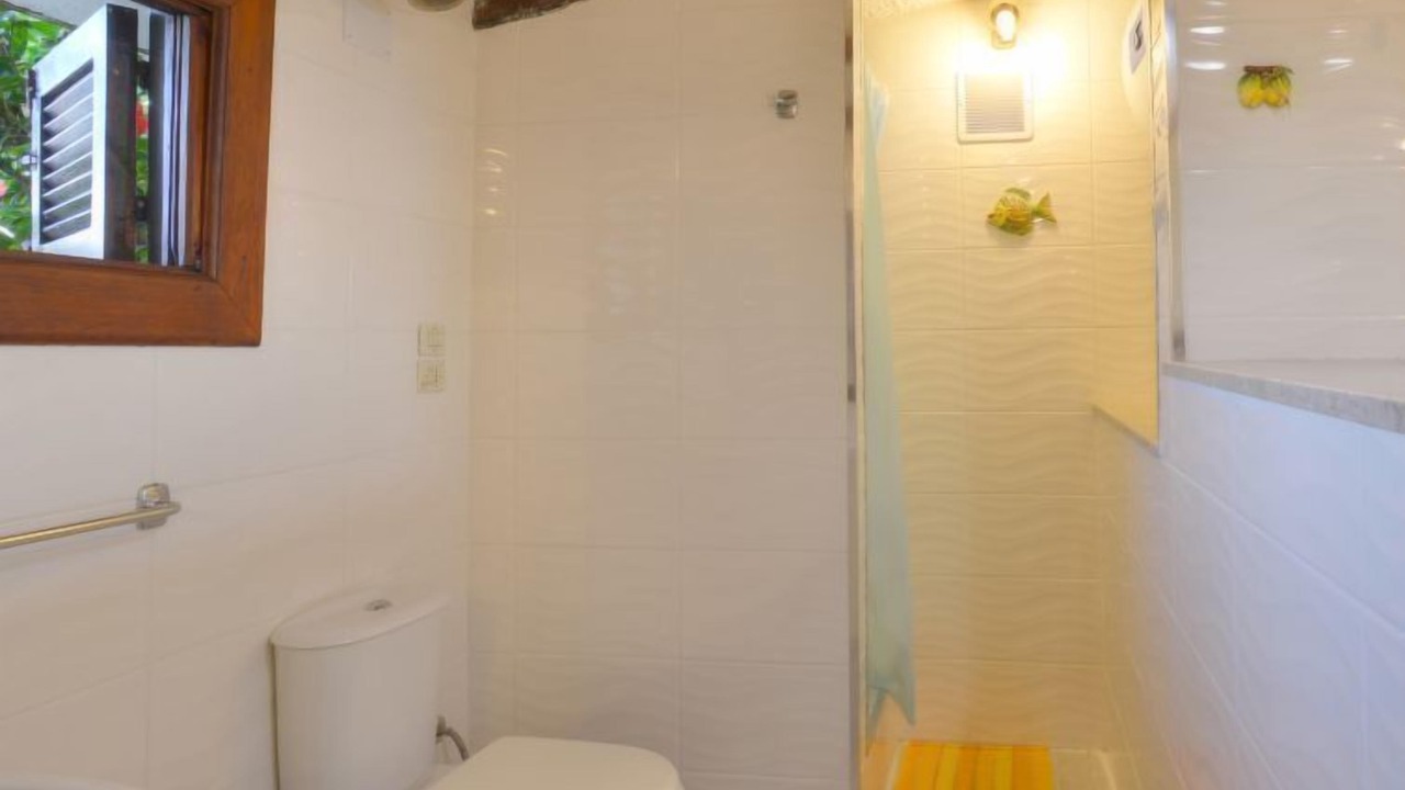 Photo of Bathroom in Solarino