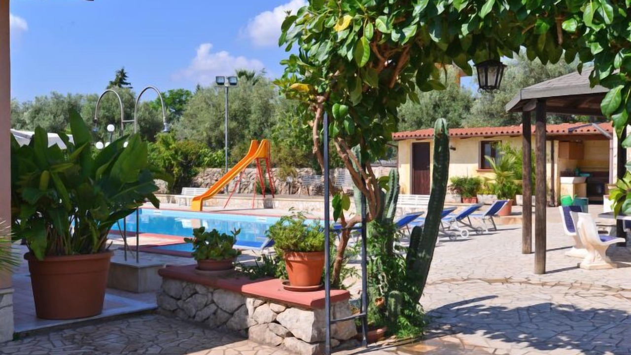 Photo of Outdoor in Solarino