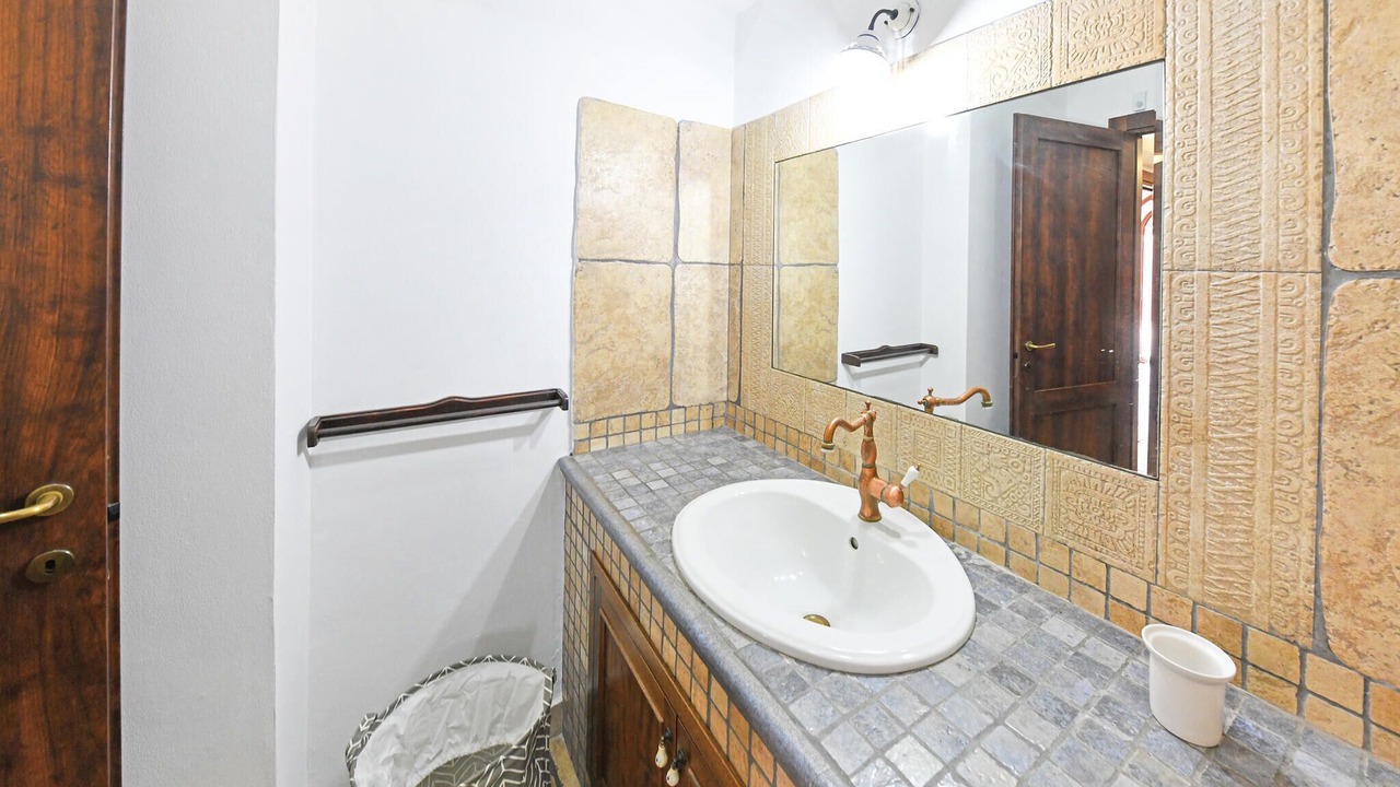 Photo of Bathroom in Syracuse