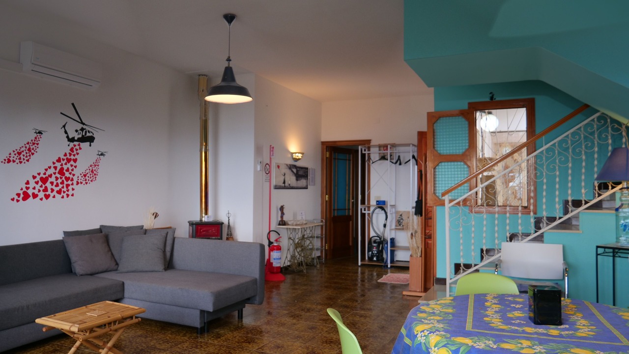 Photo of Livingroom in Addaura