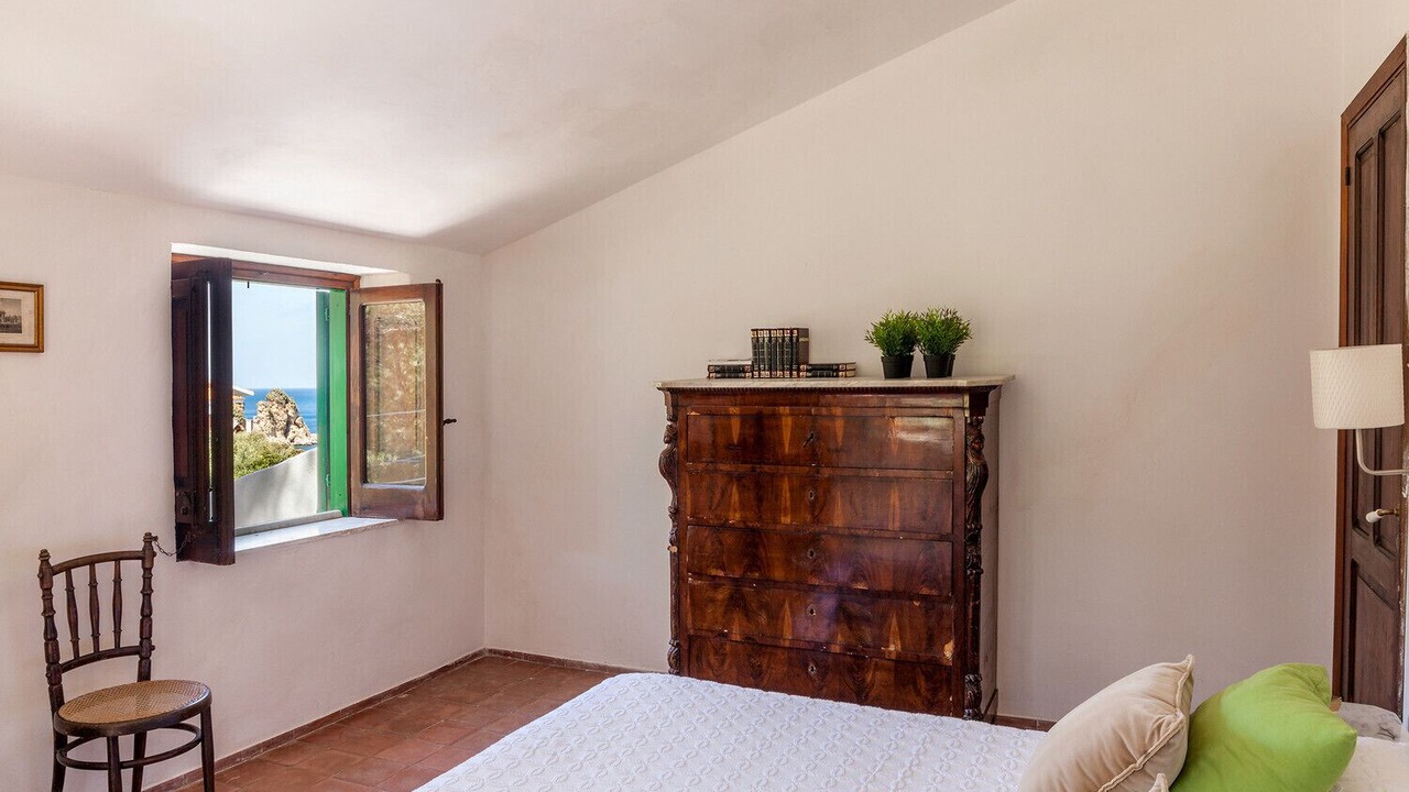 Photo of Bedroom in Scopello