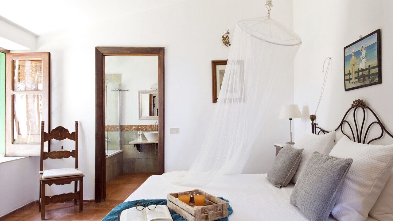 Photo of Bedroom in Scopello