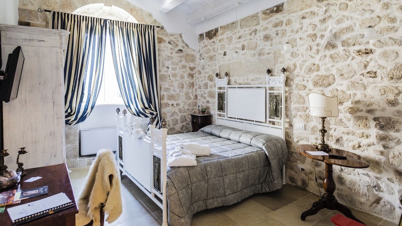 Photo of Bedroom in Palazzolo Acreide Historic Centre