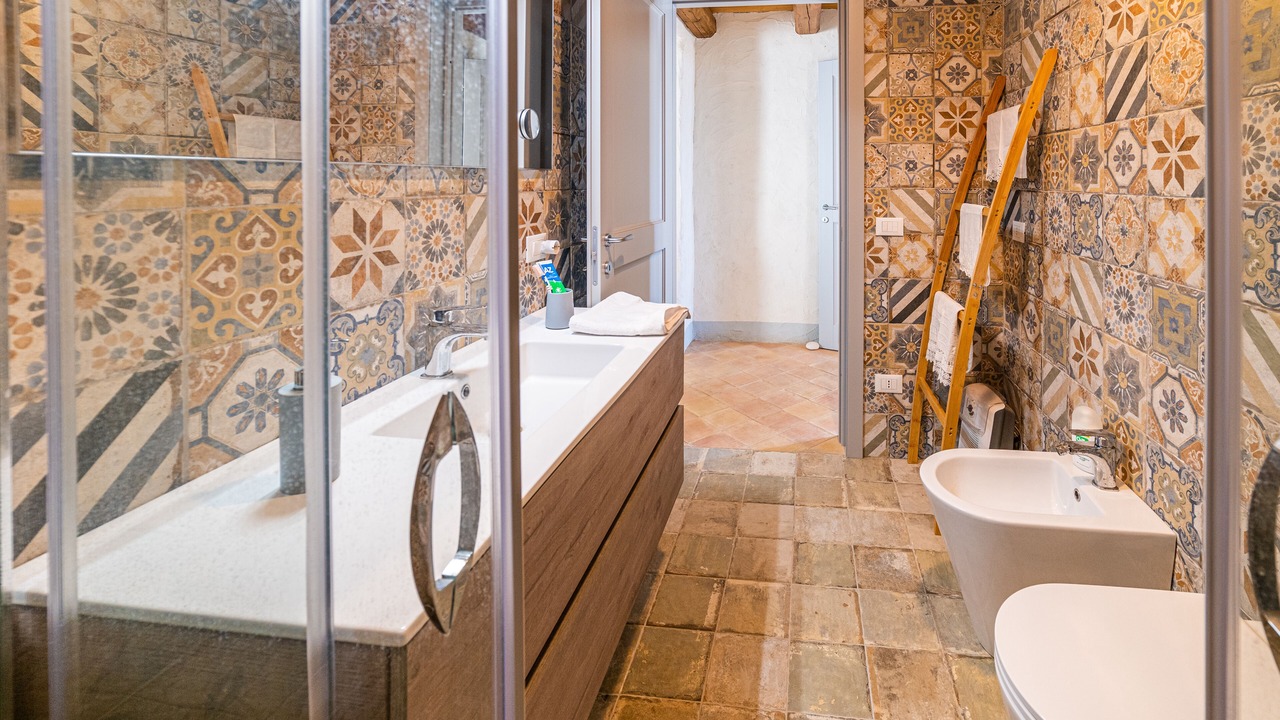 Photo of Bathroom in Menfi