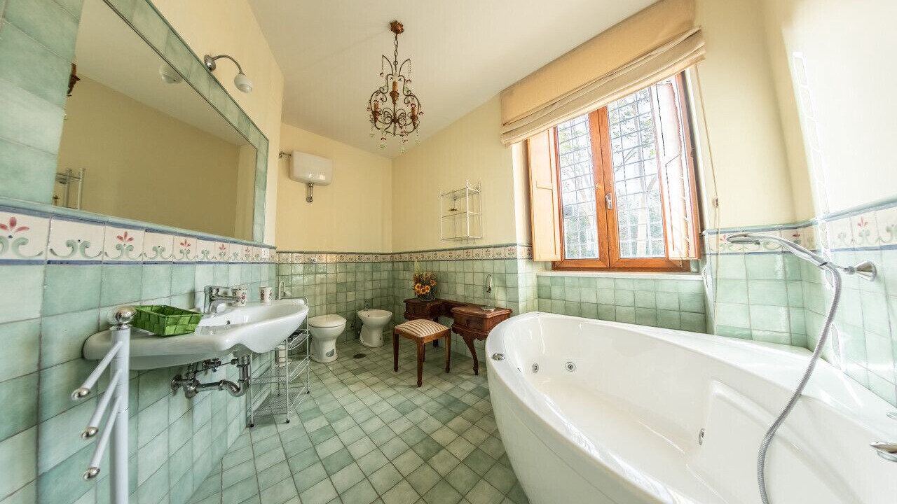 Photo of Bathroom in Torrecuso
