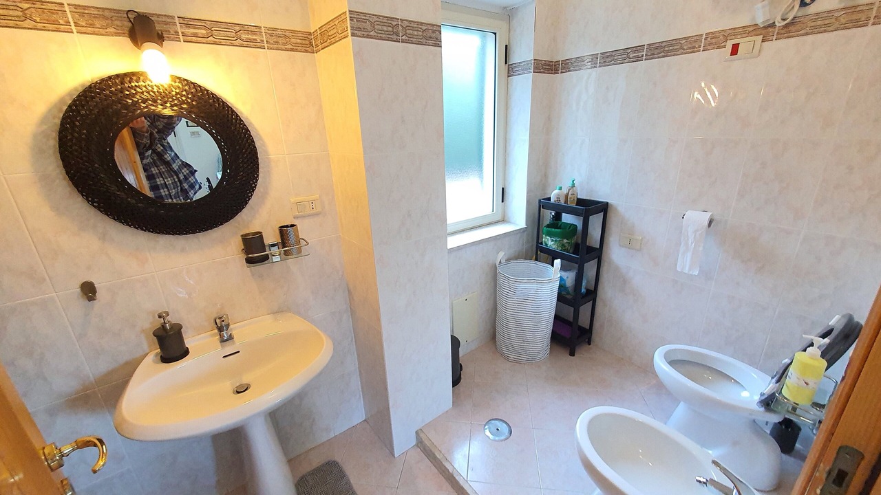 Photo of Bathroom in Laureana Cilento