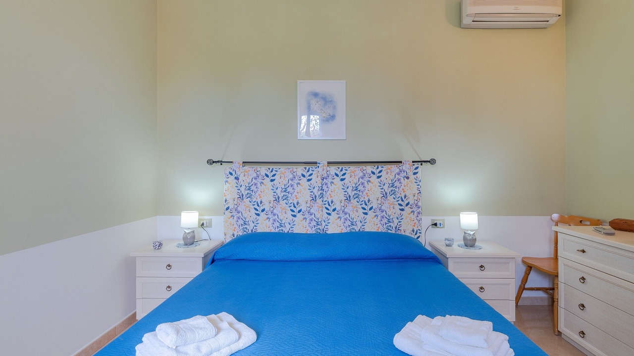 Photo of Bedroom in Avola
