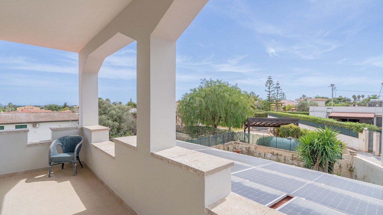 Photo of Patio Balcony in Fontane Bianche