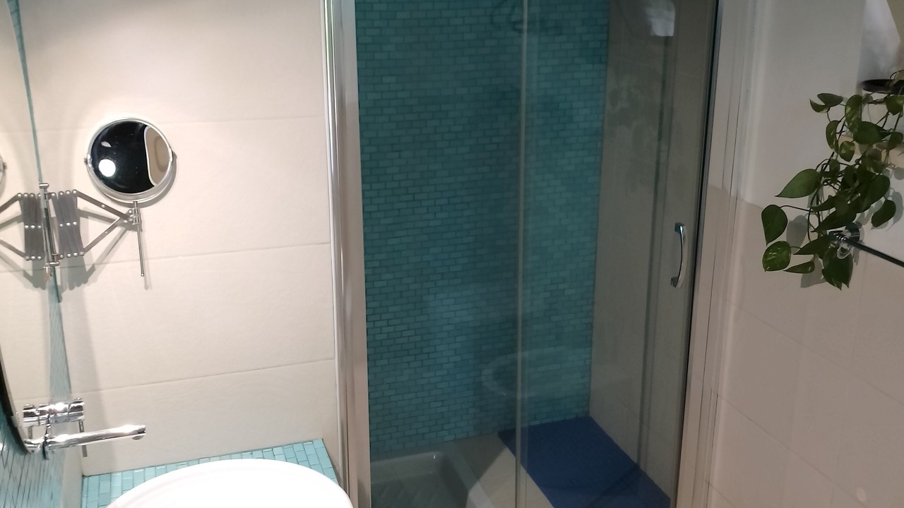 Photo of Bathroom in Ognina