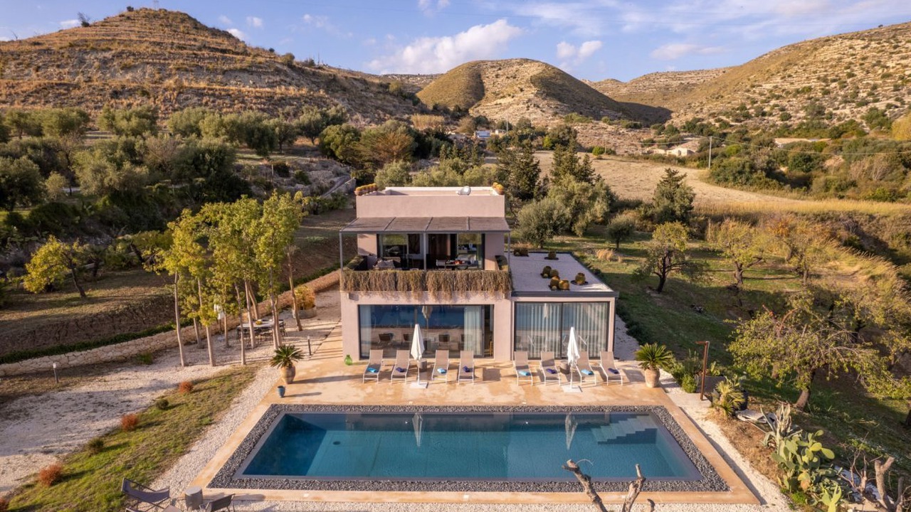 Photo of Outdoor in Avola