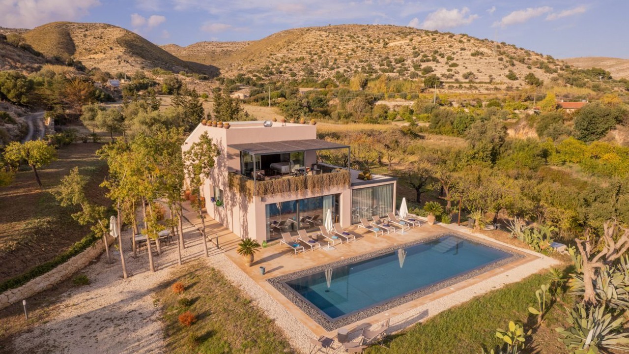 Photo of Outdoor in Avola