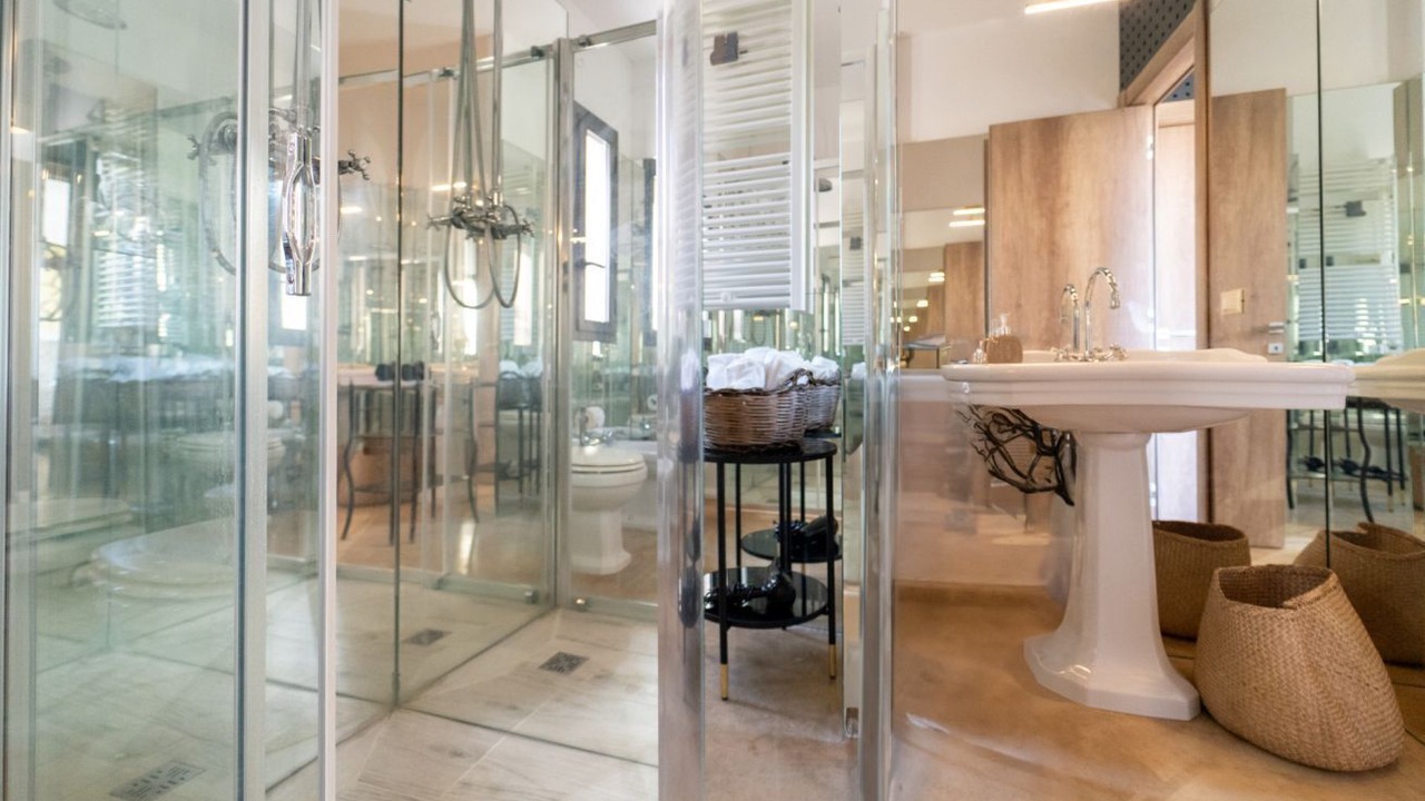 Photo of Bathroom in Avola