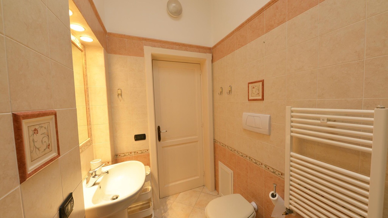 Photo of Bathroom in Floridia