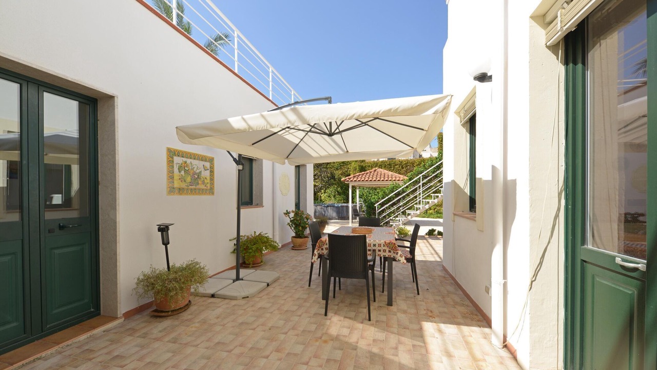Photo of Patio Balcony in Floridia