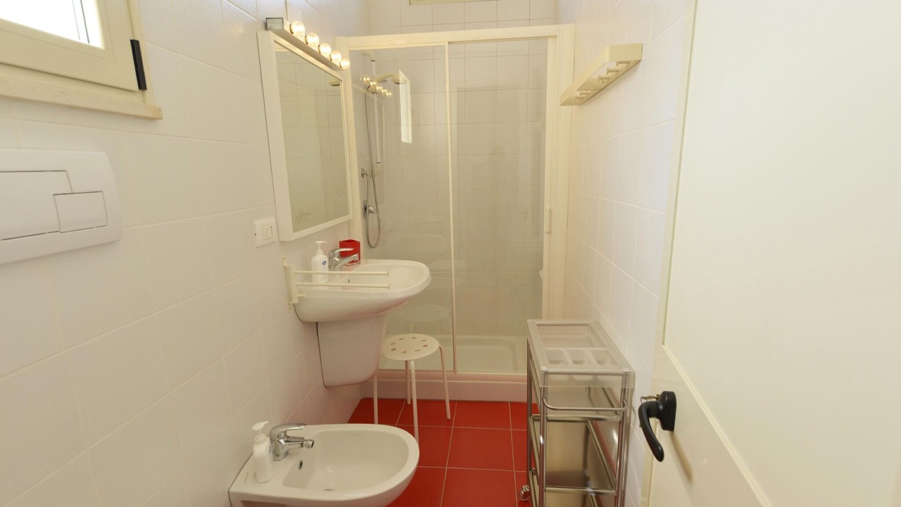 Photo of Bathroom in Floridia