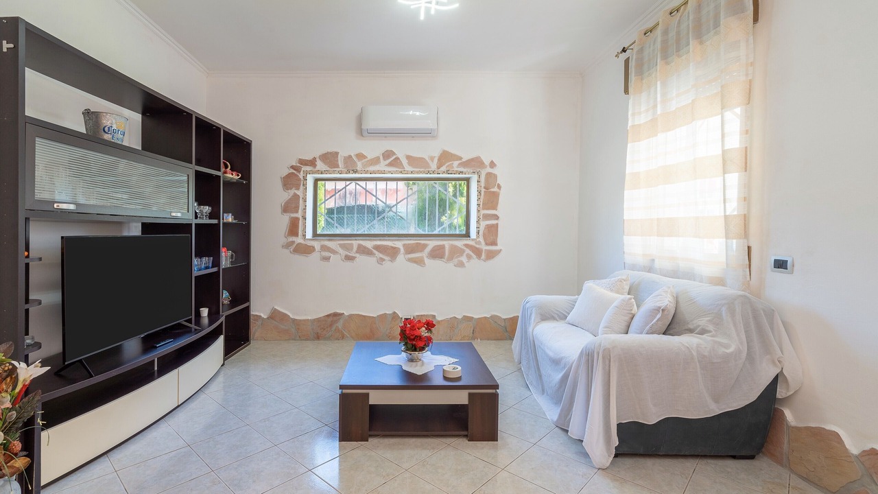 Photo of Livingroom in Arenella