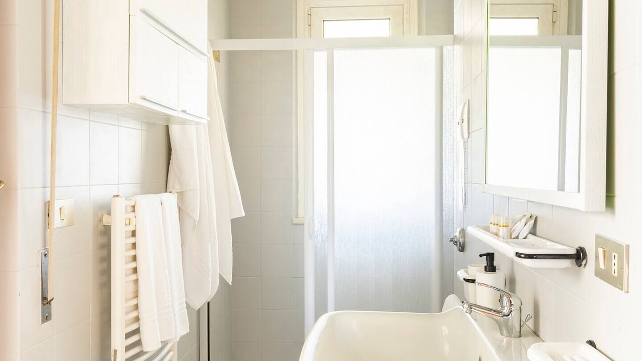 Photo of Bathroom in Mondello