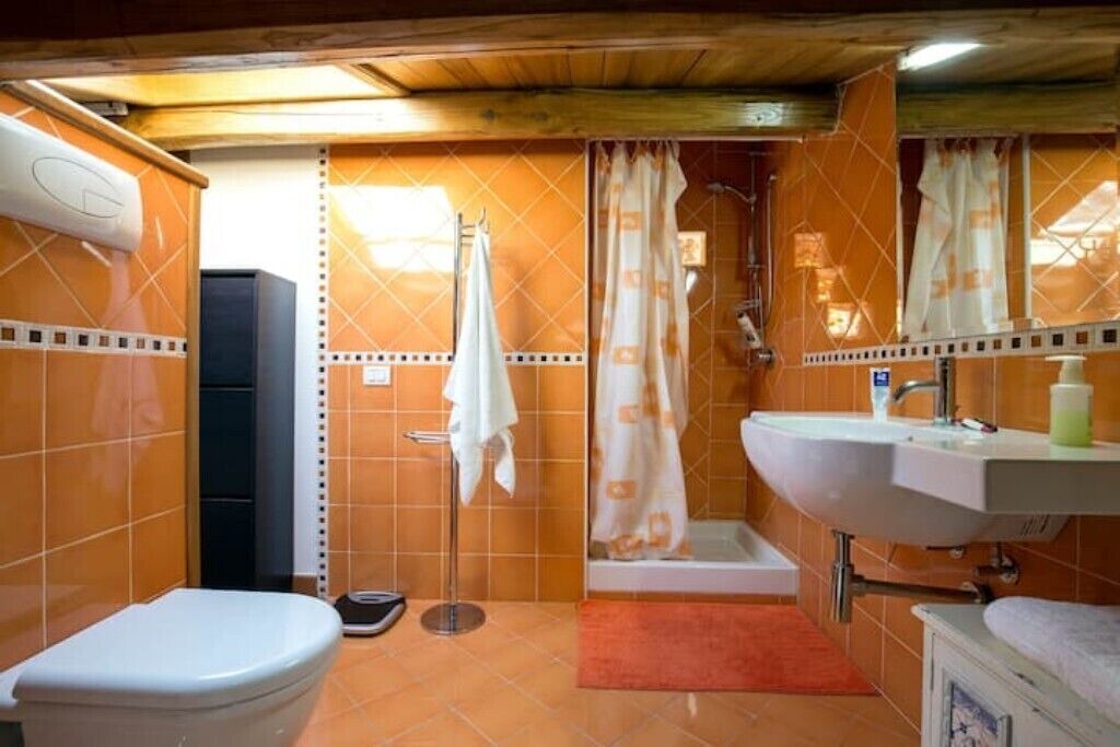 Photo of Bathroom in Cava de' Tirreni