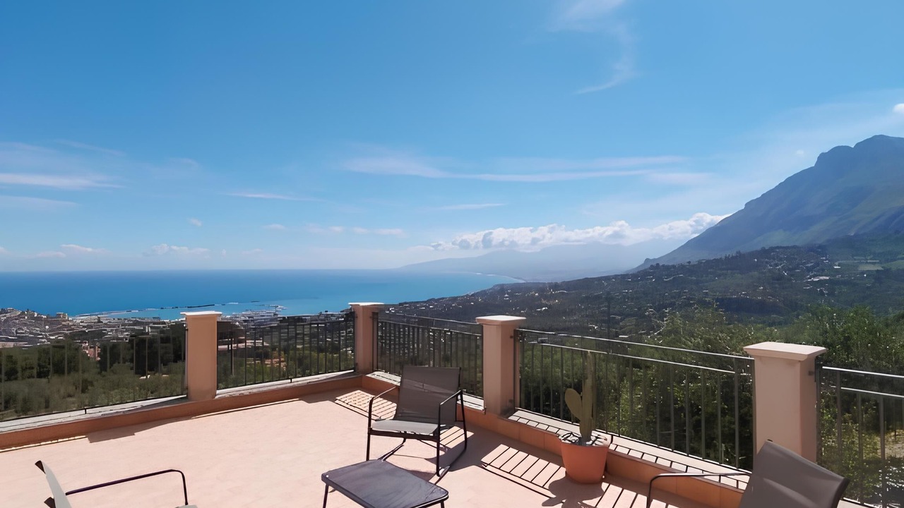 Photo of Patio Balcony in Termini Imerese