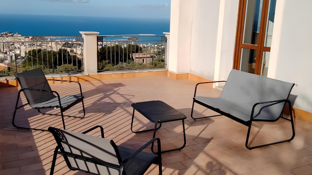 Photo of Patio Balcony in Termini Imerese