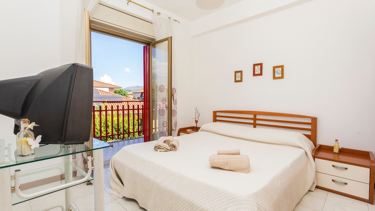 Photo of Bedroom in Fondachello
