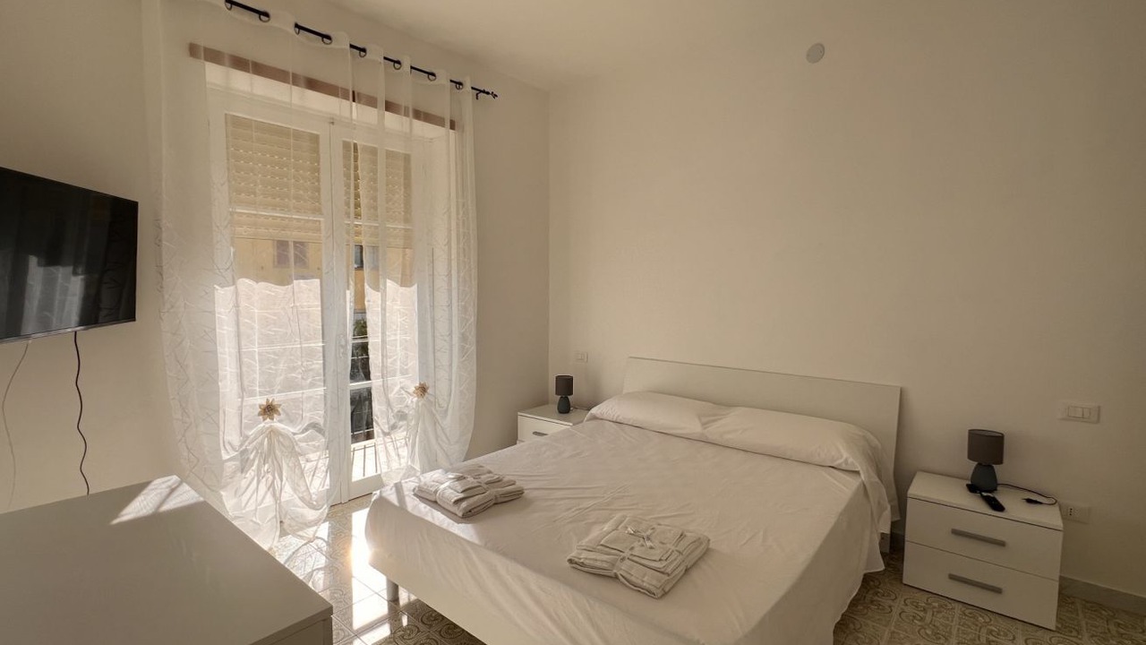 Photo of Bedroom in Fuscaldo