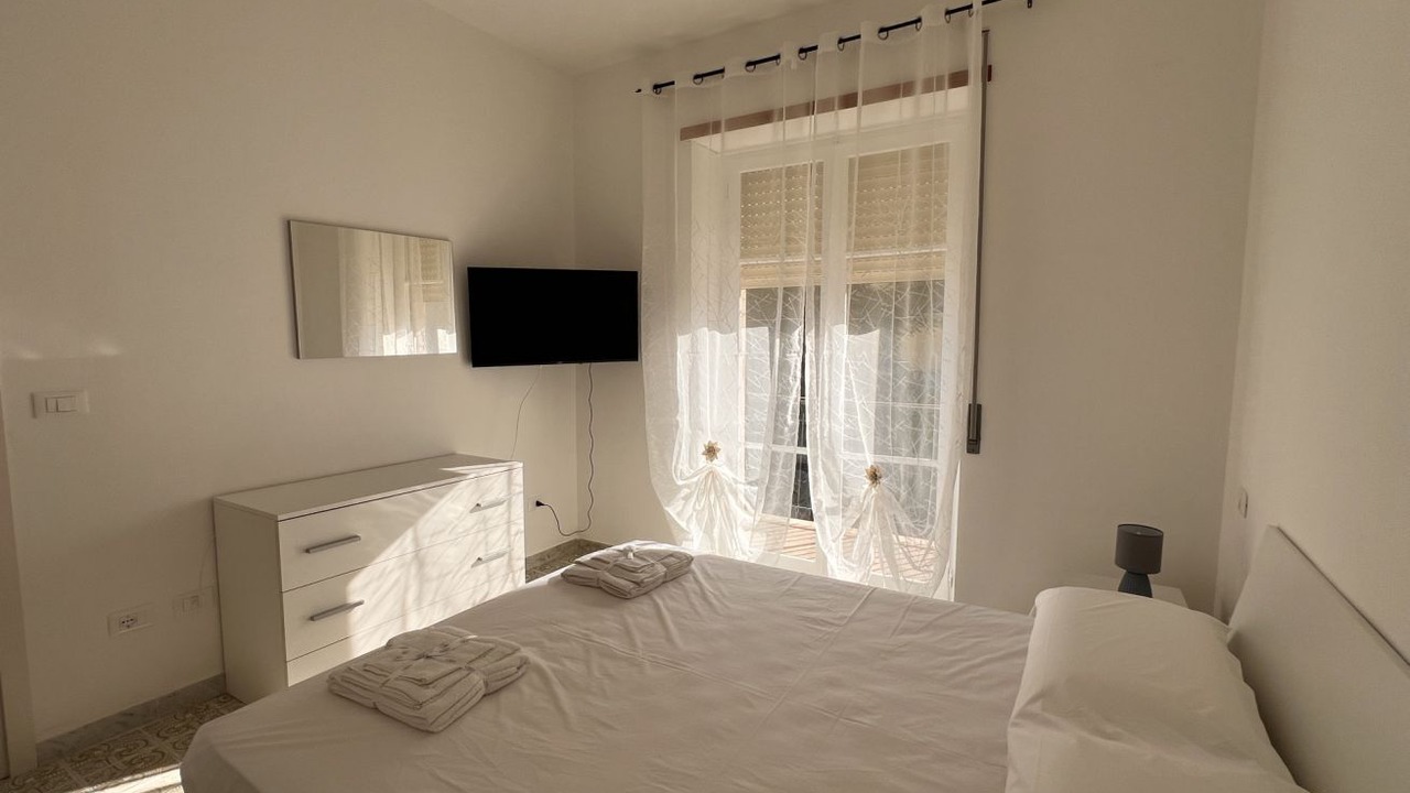 Photo of Bedroom in Fuscaldo