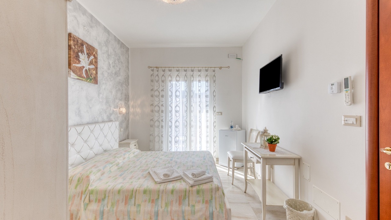 Photo of Bedroom in Salve