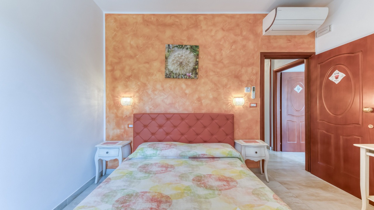 Photo of Bedroom in Salve