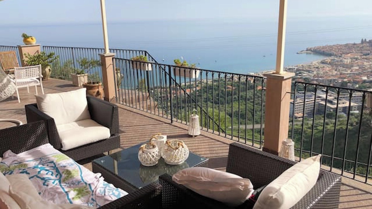 Photo of Others in Cefalu