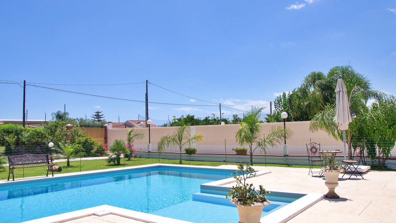 Photo of Outdoor in Brucoli