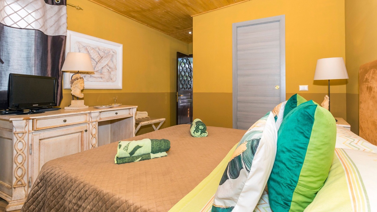 Photo of Bedroom in Mitogio