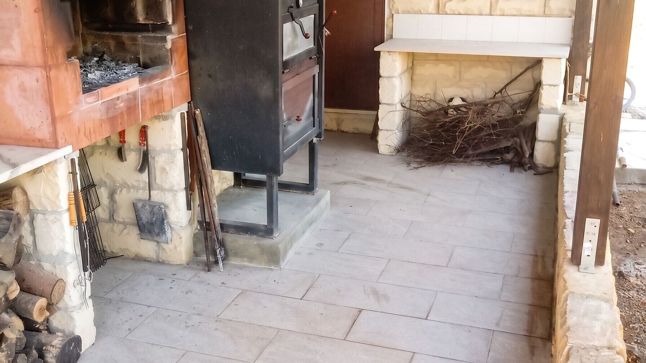 Photo of Others in Noto