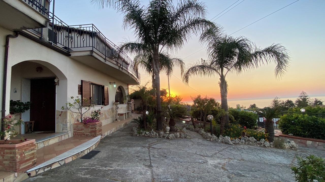 Photo of Patio Balcony in Campofelice di Roccella