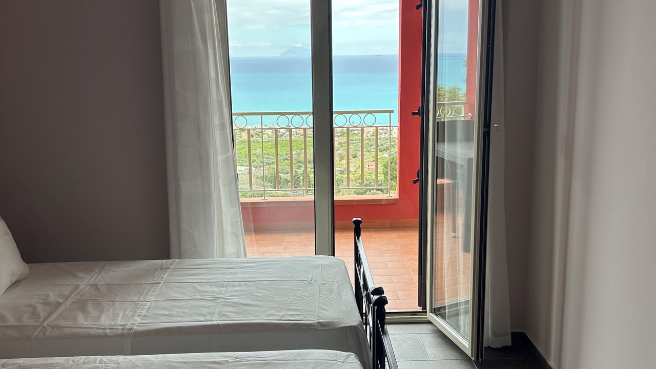 Photo of Bedroom in Brolo