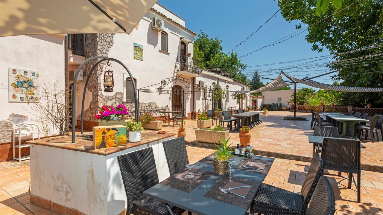 Photo of Outdoor in Mitogio