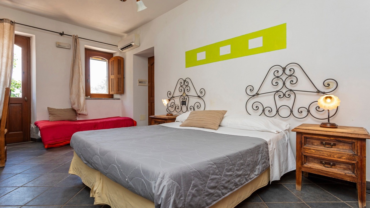 Photo of Bedroom in Mitogio
