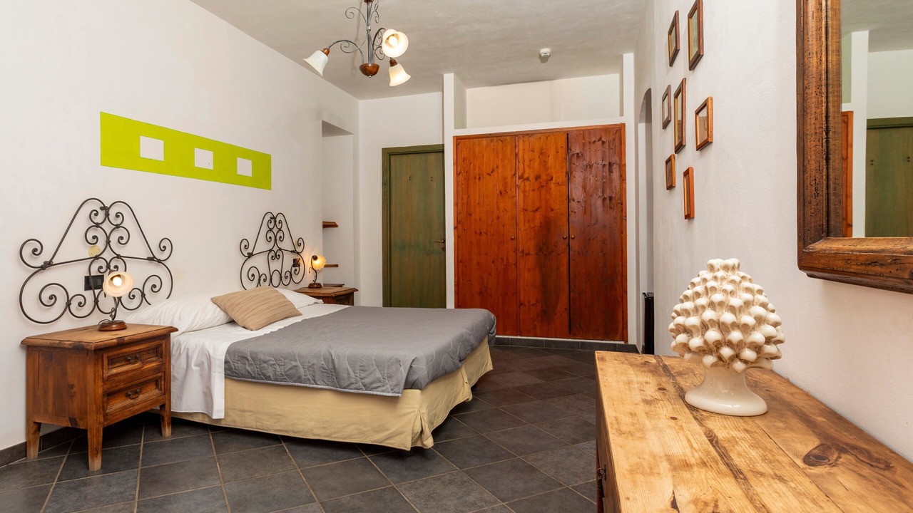 Photo of Bedroom in Mitogio