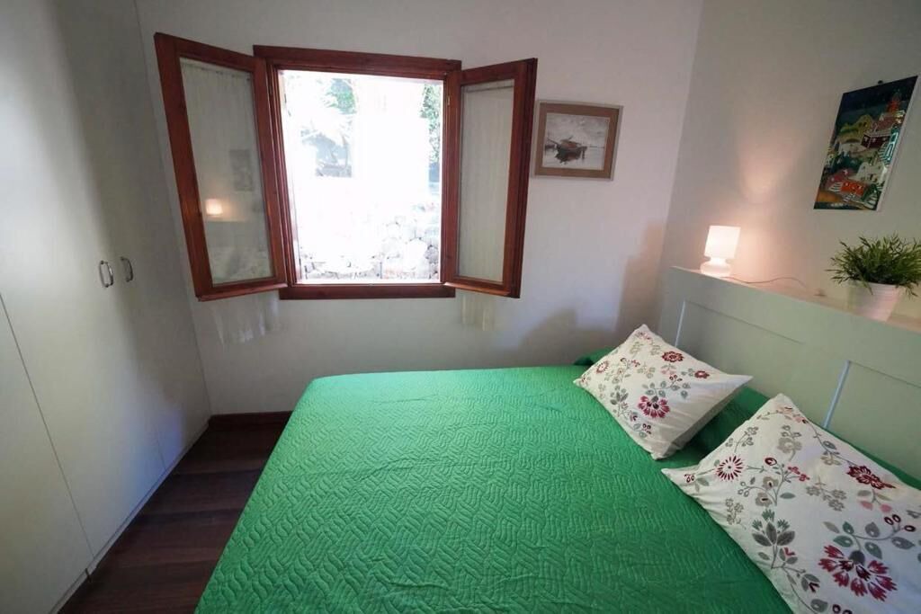 Photo of Bedroom in Forio